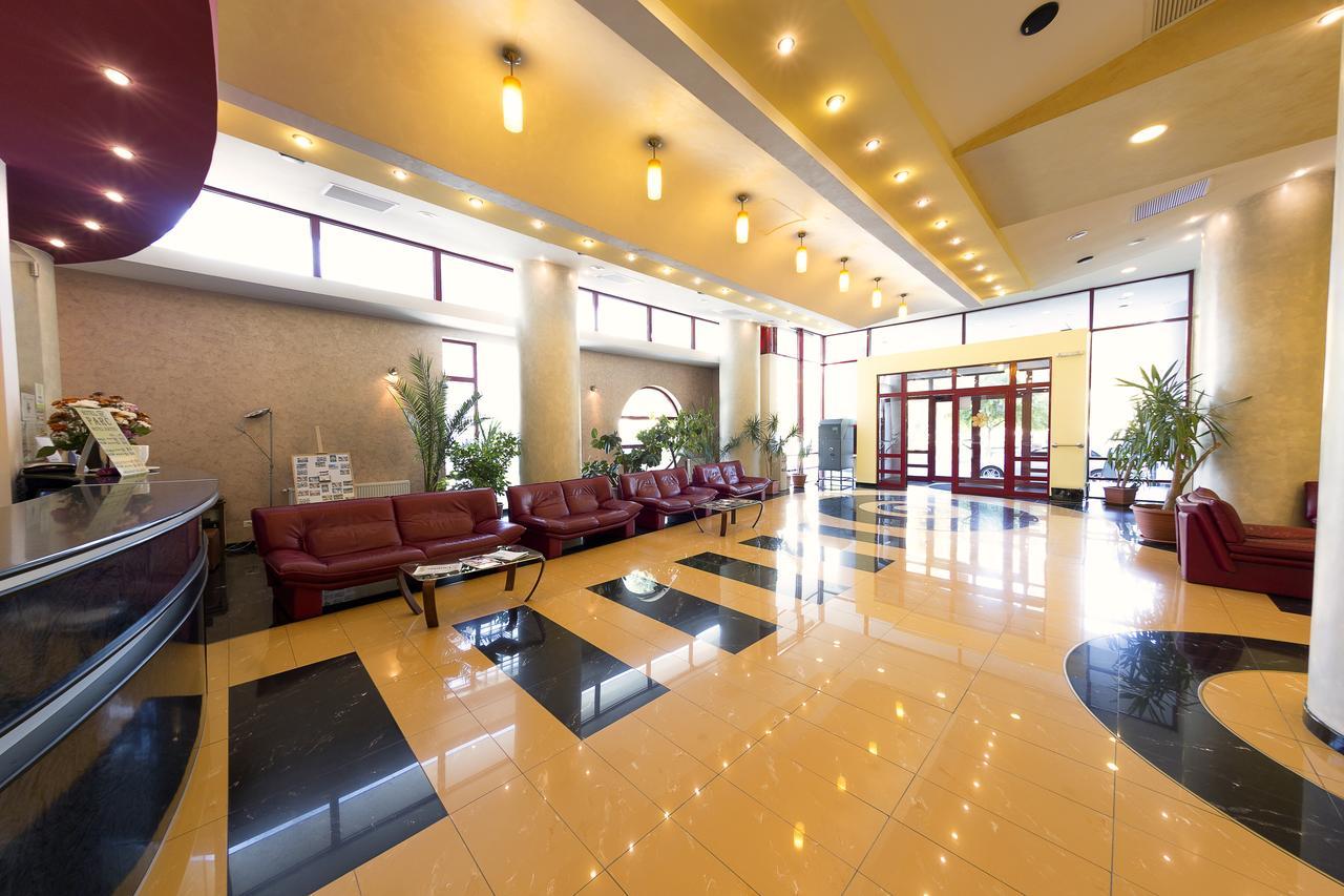 Hotel Parc Алба Юлия Екстериор снимка