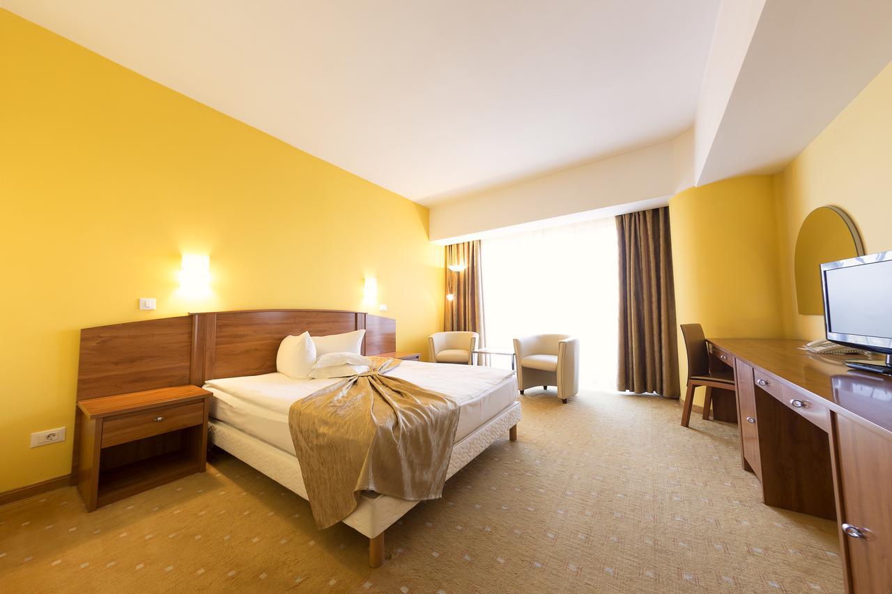 Hotel Parc Алба Юлия Екстериор снимка