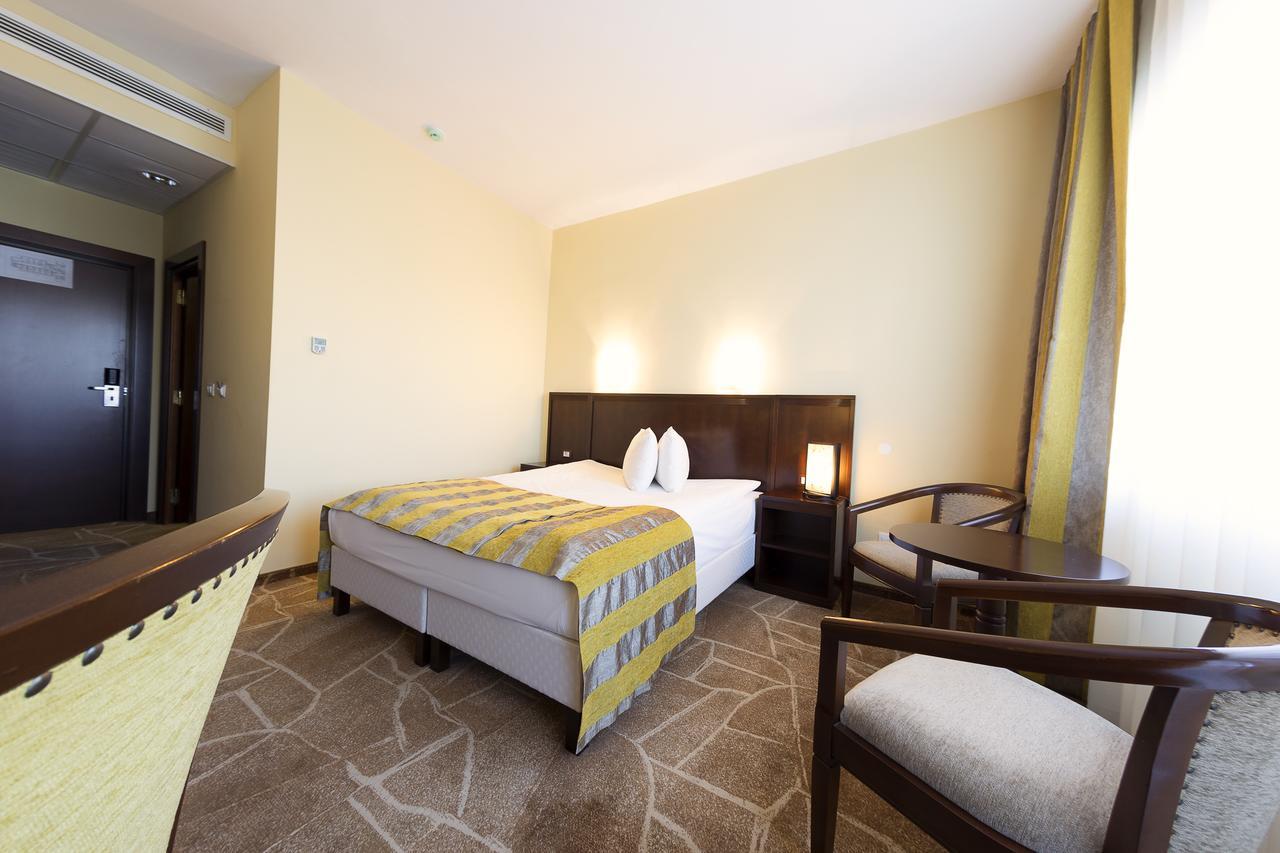 Hotel Parc Алба Юлия Екстериор снимка
