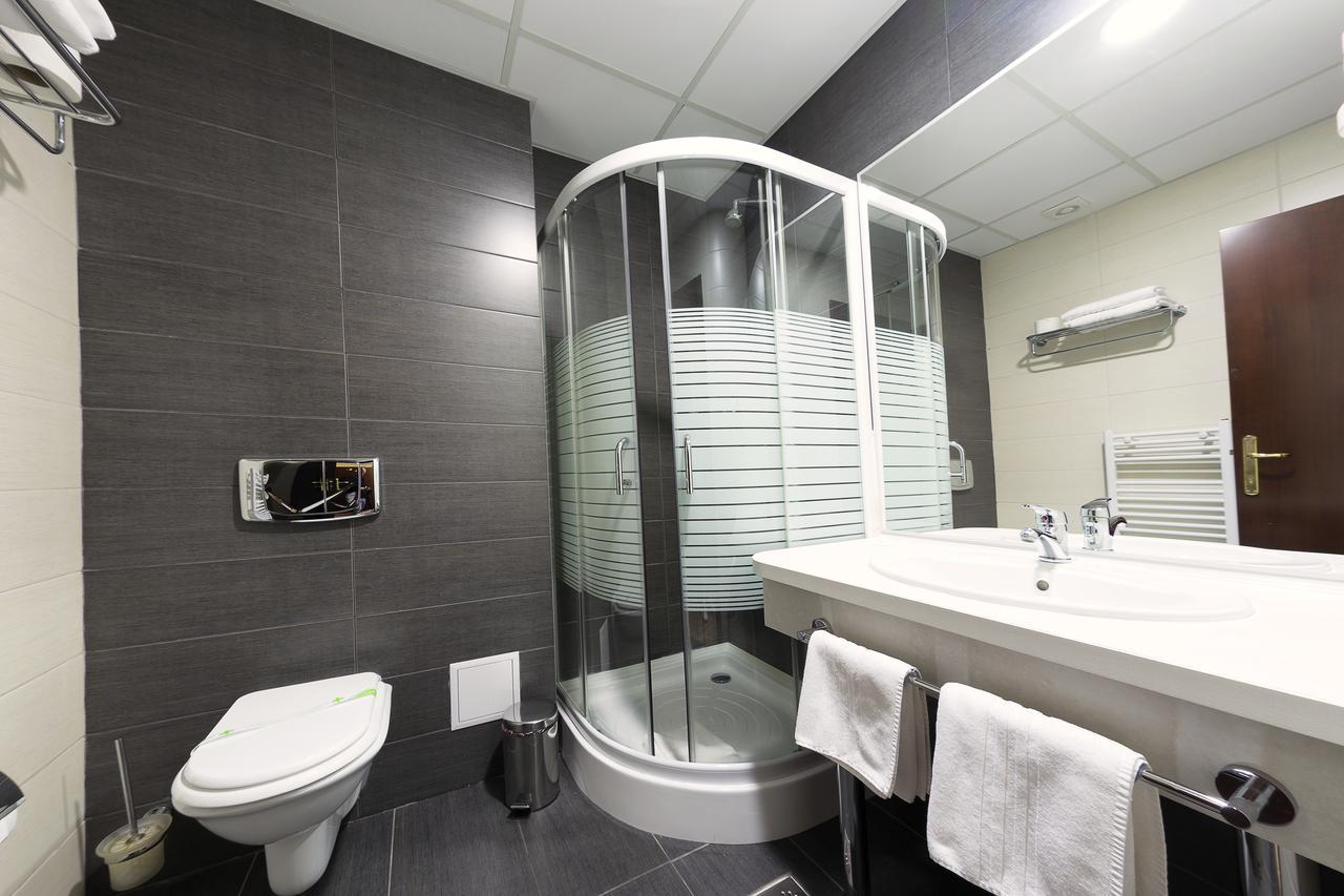 Hotel Parc Алба Юлия Екстериор снимка