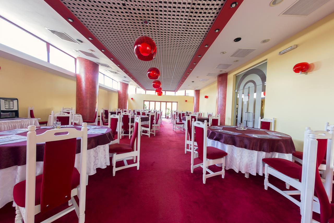 Hotel Parc Алба Юлия Екстериор снимка