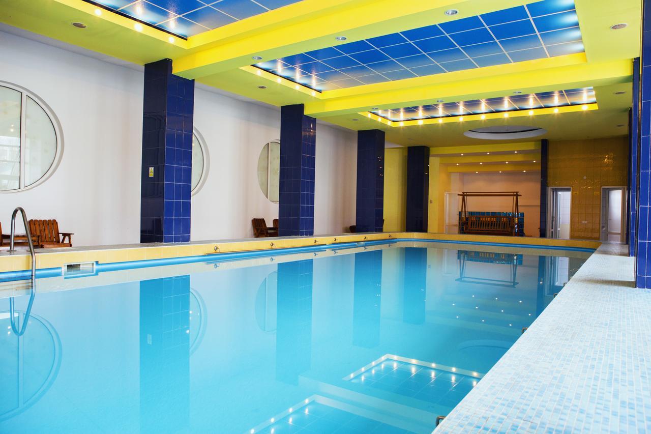 Hotel Parc Алба Юлия Екстериор снимка
